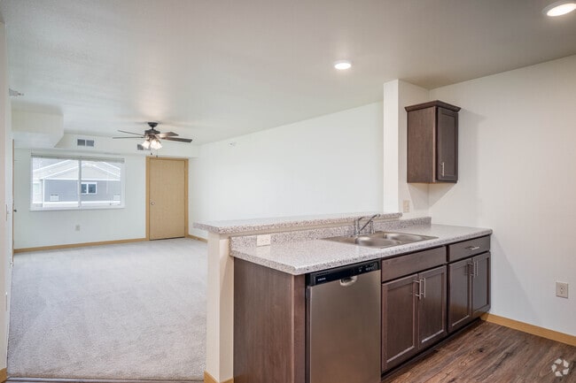 2BR, 1BA - Kitchen - Hickory Grove Apartments