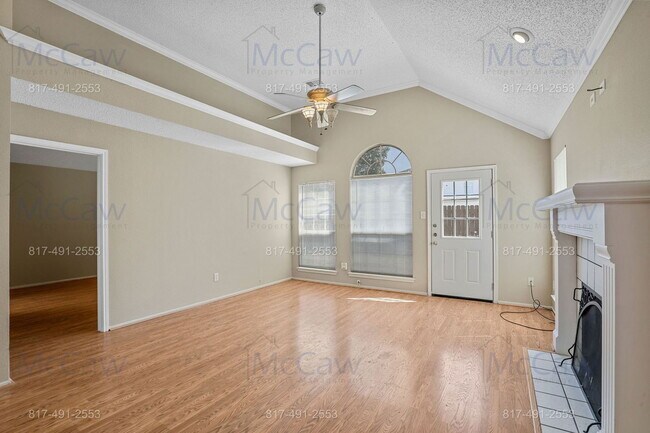 Foto del edificio - 2119 Amherst Dr