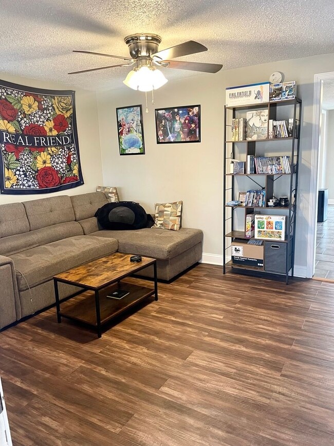 Foto del edificio - Adorable 1 bedroom Home wiht Office in Prime Location Near UT and Bearden