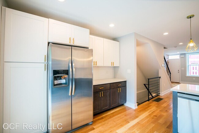 Building Photo - 2 br, 1.5 bath House - 2022 Pierce Street