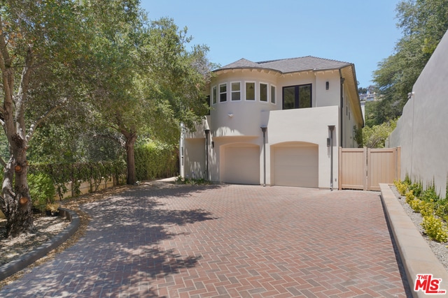 Primary Photo - 3940 Oeste Ave