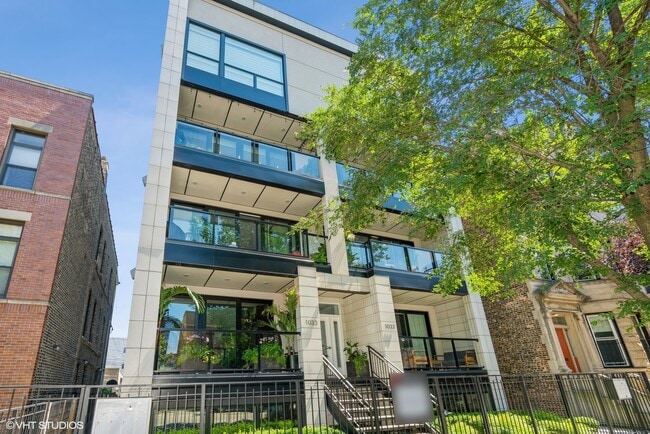 Building Photo - 1033 S Racine Ave