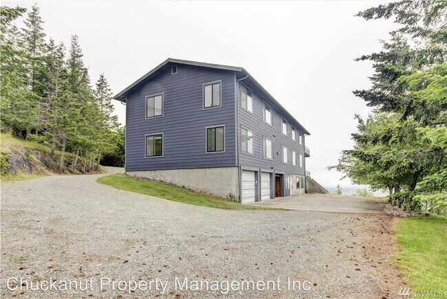 Building Photo - 827 Bella Vista Ln