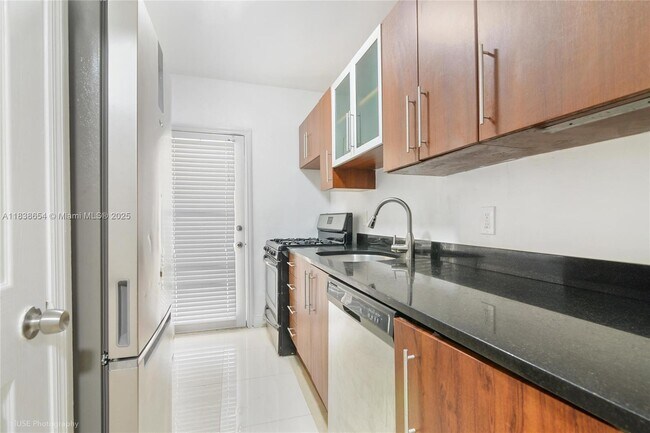 Foto del edificio - 320 85th St