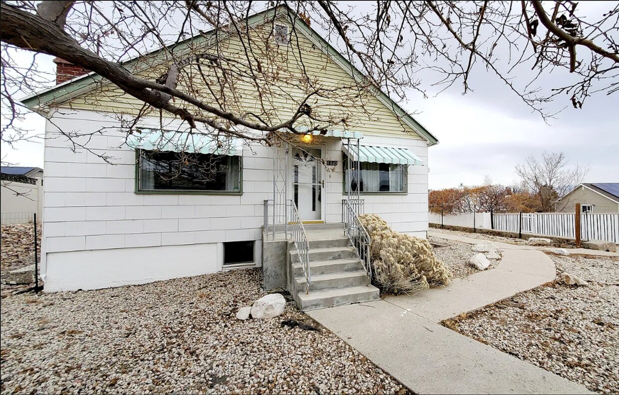 Foto principal - 4 Bedroom Magna home is ready for you!