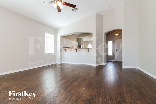 Building Photo - 24853 W Rosita Ave
