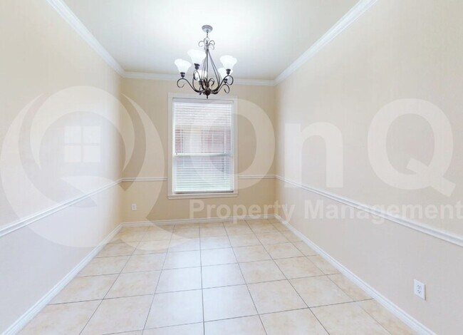 Foto del edificio - 704 Clear Water Dr