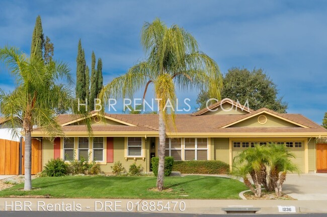 Building Photo - 3 br, 3.5 bath House - 1236 Lexington way