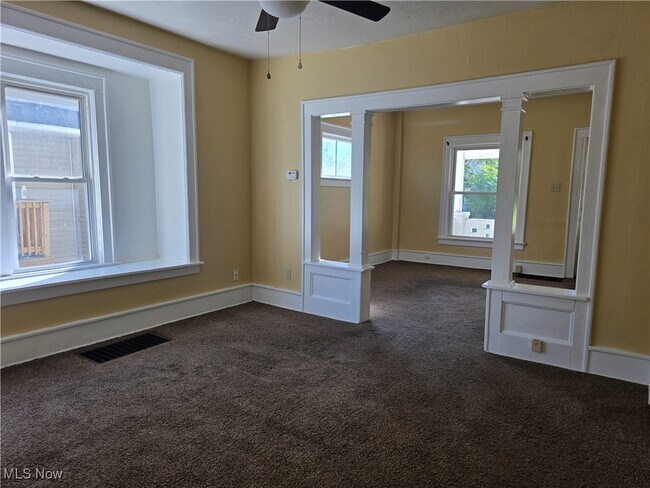 Foto del edificio - 846 Hunter St NW