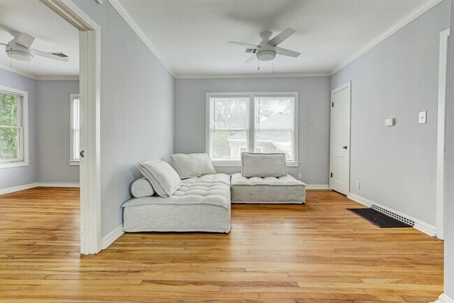 Foto del edificio - 1026 Rutland St