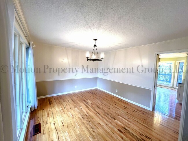 Foto del edificio - 5312 Fairview Rd