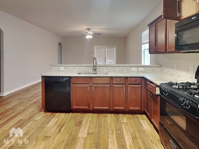 Foto del edificio - 306 Lazy Pine Ct