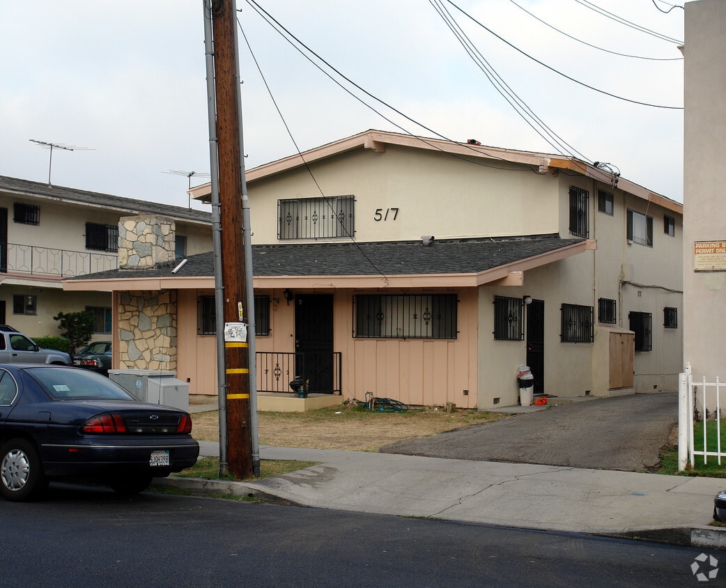 Building Photo - 517 Venice Way