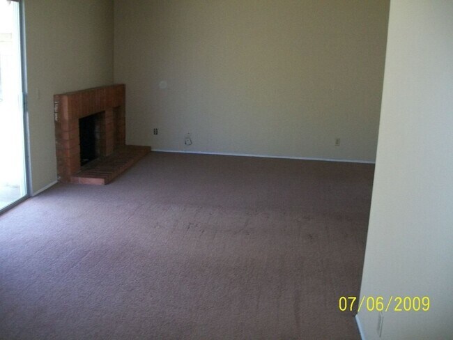 Building Photo - 3 br, 2 bath House - 1956 Cantamar Rd.