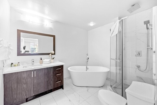 Luxury Furnished Suite Bathroom - The Rosemont Residences