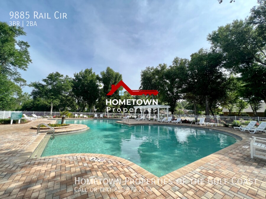Primary Photo - 9885 Rail Cir - Located next to Pensacola NAS