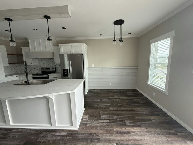 Building Photo - 3519 Campari Dr