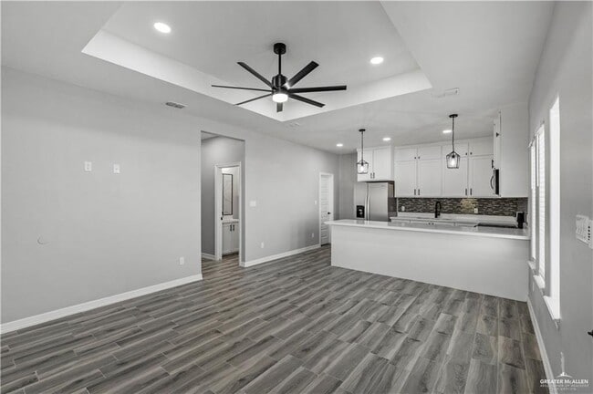Building Photo - 15 Bald Cypress Dr