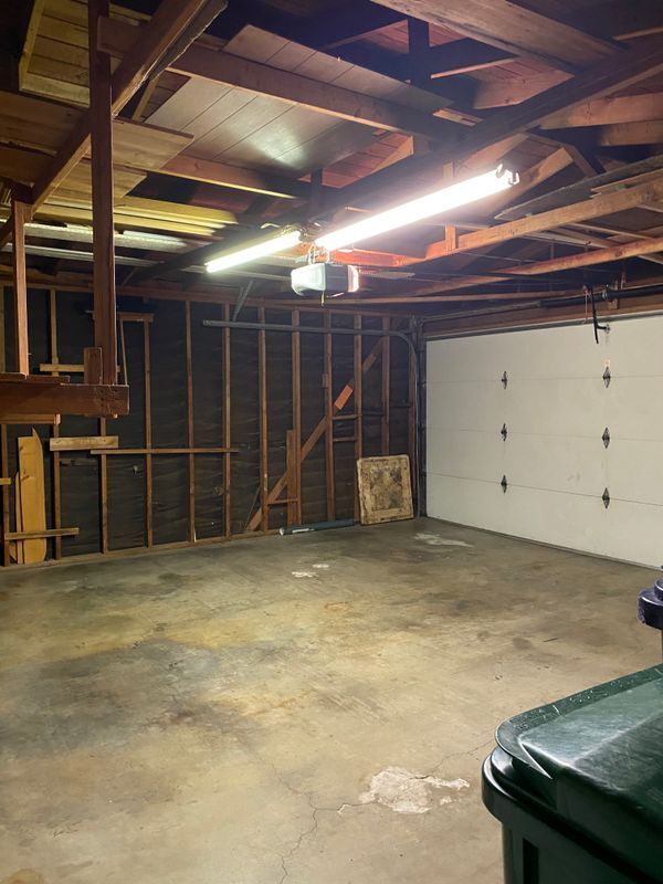 Building Photo - 332 E Landsford St