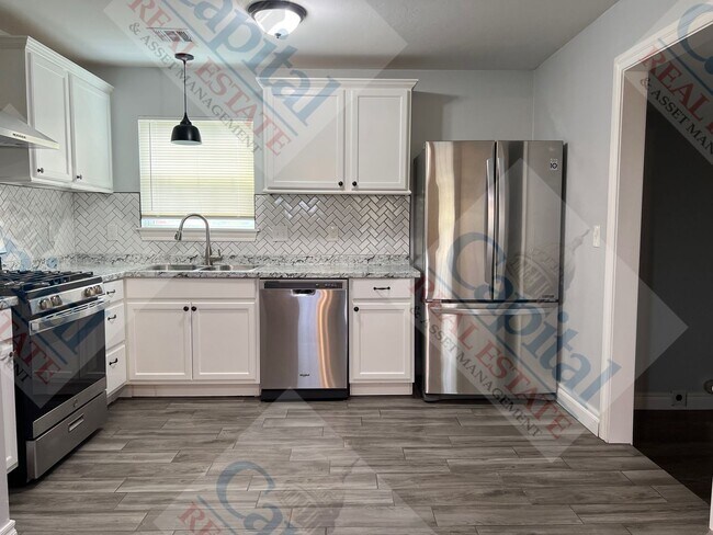 Foto del edificio - Updated 3 Bedroom