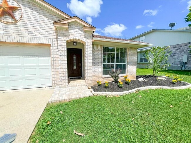 Building Photo - 1800 Timberwood Dr