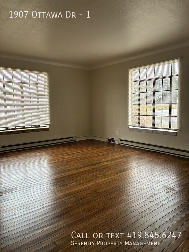 Foto del edificio - 1907 Ottawa Dr