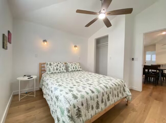 Foto del edificio - 1388 Country Ln