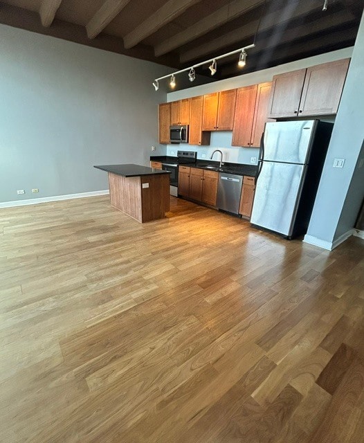 Building Photo - 4131 W Belmont Ave