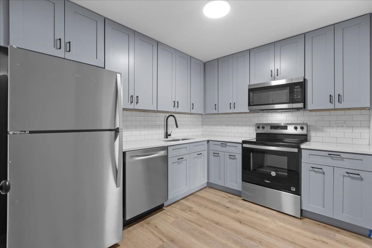 Primary Photo - 1000 E Orchard St