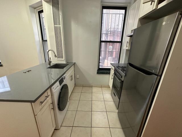 Foto del edificio - 3 bedroom in NEW YORK NY 10128