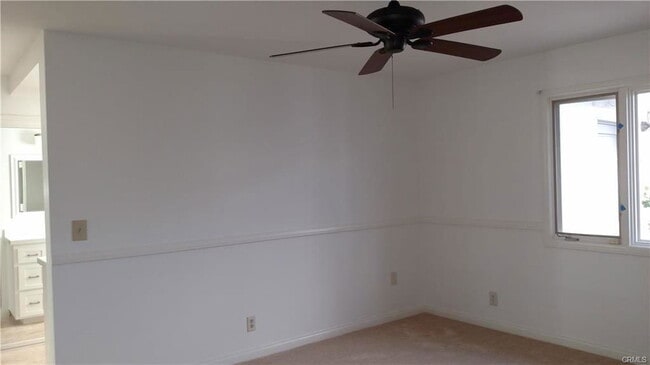 Building Photo - 29486 Vista Plaza Dr