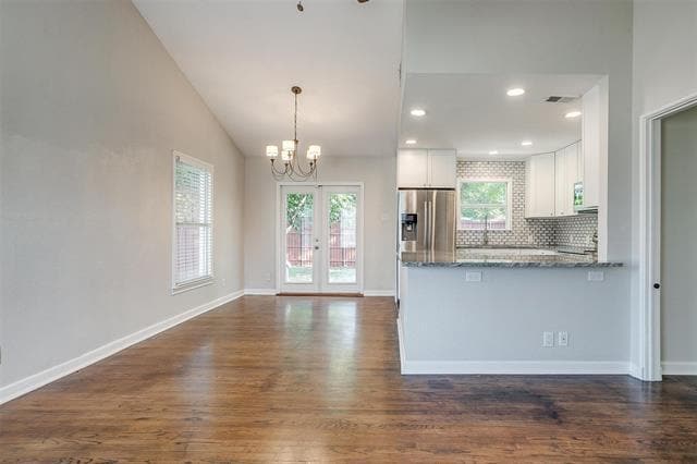 Building Photo - 4231 S Cresthaven Rd