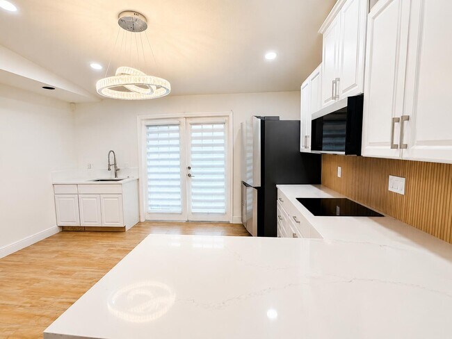 Foto del edificio - 1716 Pierce Dr