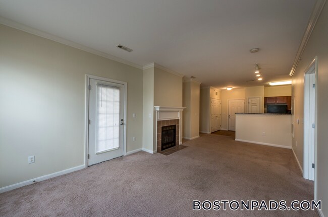 Building Photo - 311 Lowell St