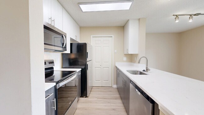 Interior Photo - Wellington Place at Olde Town