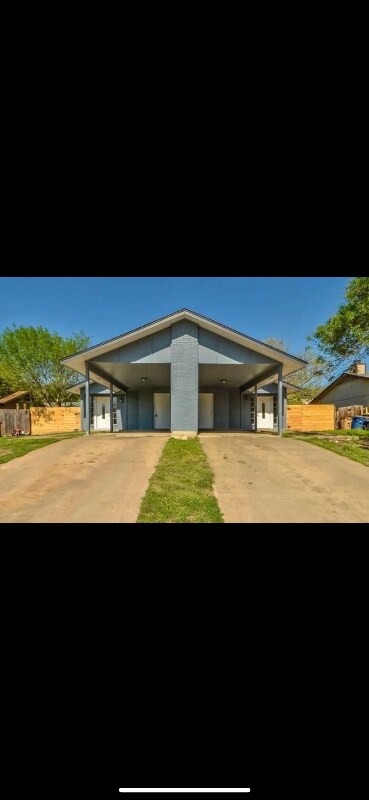 Building Photo - 5008 Copperbend Blvd