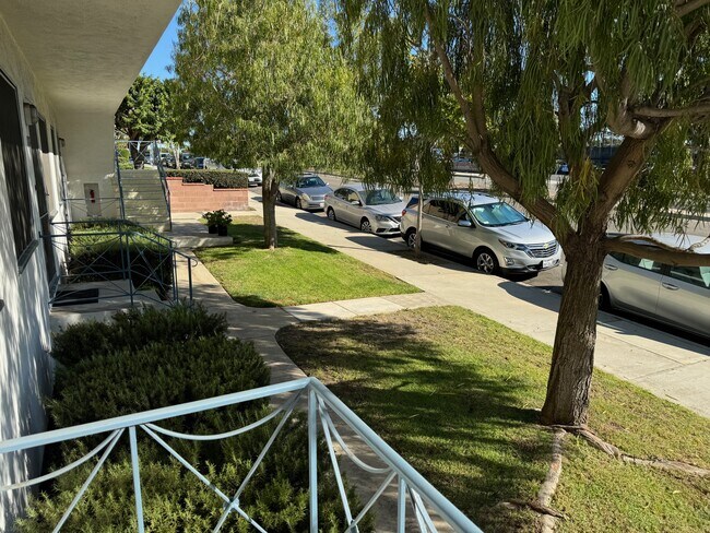 Front Yard - 7071 W Manchester Ave