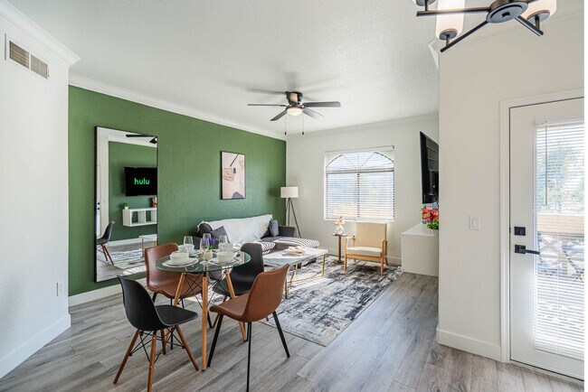 Foto del edificio - 2155 S 55th St