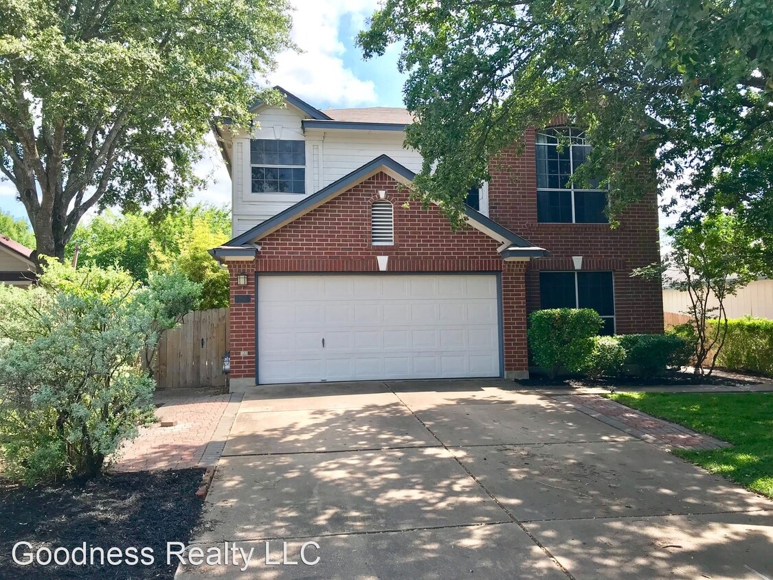 Primary Photo - 4 br, 2.5 bath House - 14633 Montoro