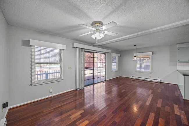 Foto del edificio - 4984 HWY 264