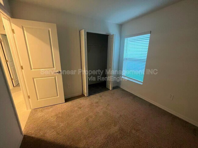 Foto del edificio - 2240 Gatsby Ln