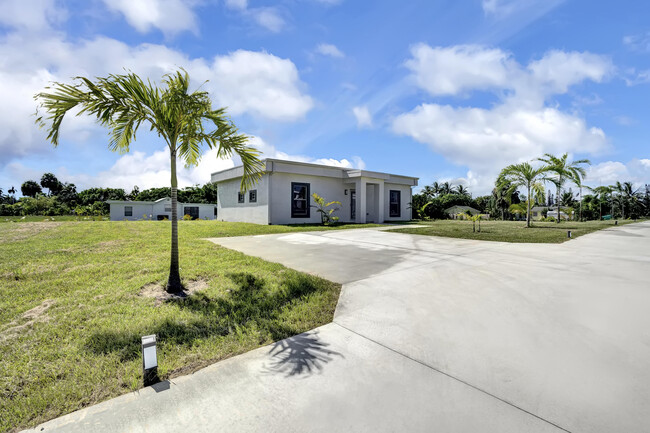 Foto del edificio - 1335 Churchill Rd