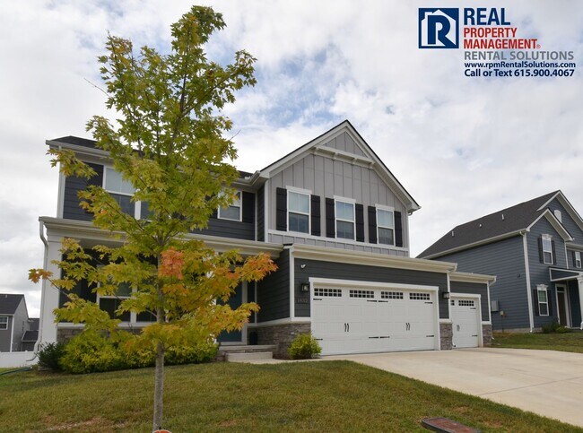 Photo - Luxury 4 bd 3.5 bath with office, bonus ro... House