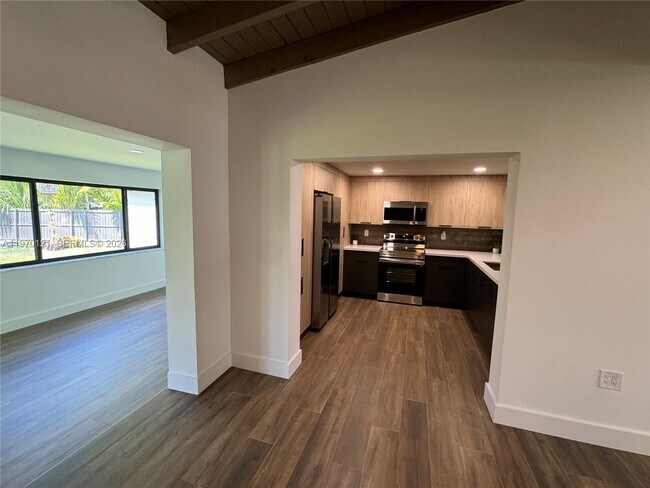 Foto del edificio - 8400 SW 46th St