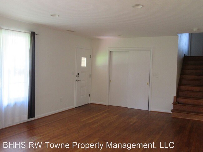 Foto del edificio - 4 br, 2 bath House - 105 Red Oak Trail