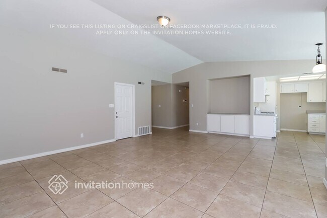 Foto del edificio - 9651 Elmira Cir