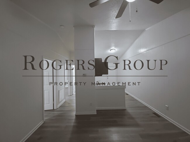 Foto del edificio - #450 - 208-210 Cooper St Duplex