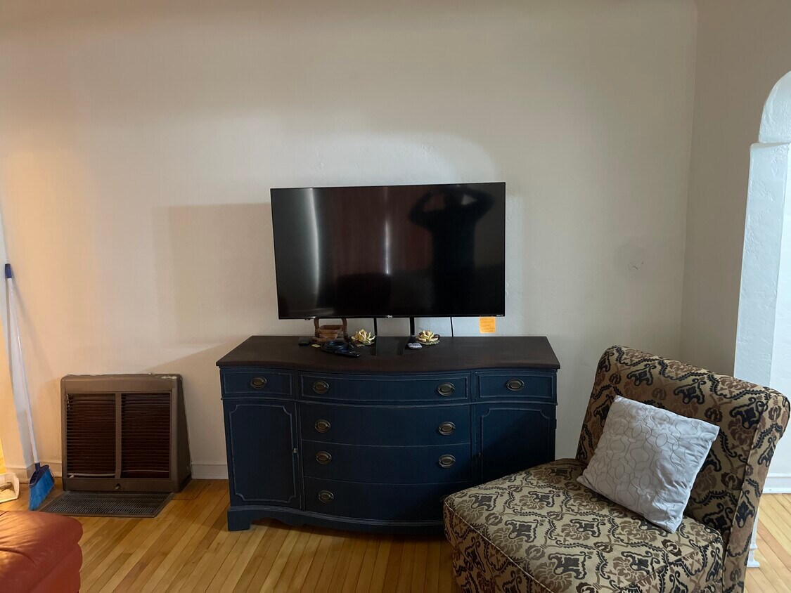 Foto principal - 4505 Pershing Dr