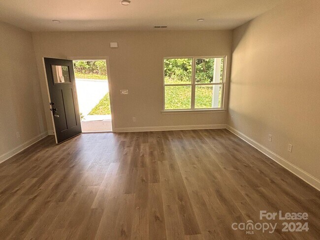 Foto del edificio - 787 Stratford Rd