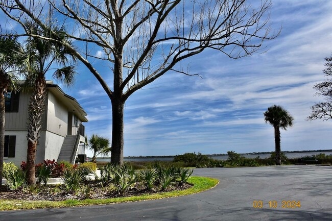 Building Photo - 15 Cartagena Ct